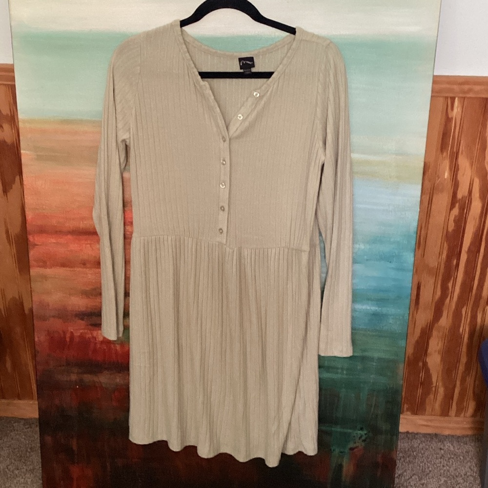 Girls art class light GreenLong Sleeve Dress XL 14/16